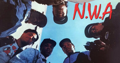 N.W.A - Straight Outta Compton