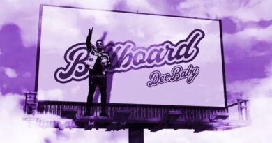 DeeBaby - Billboard
