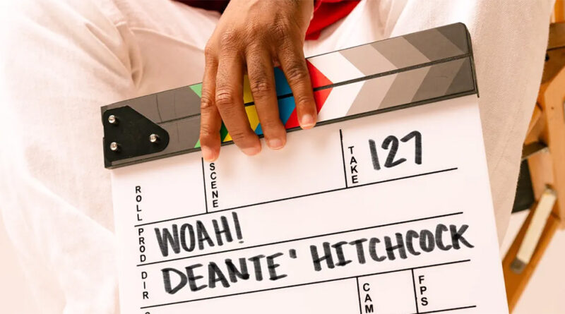 Deante' Hitchcock - Woah!