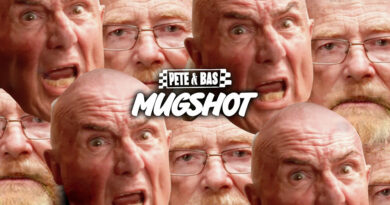 Pete & Bas - Mugshot