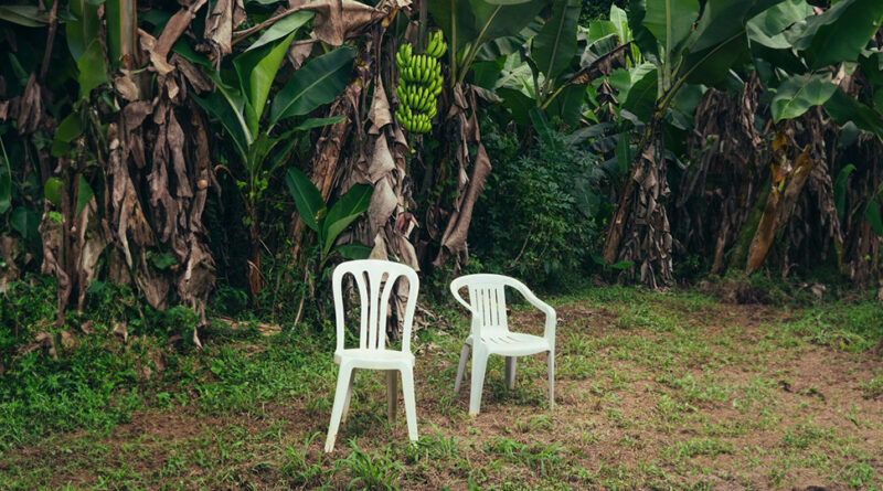 Bad Bunny - DeBÍ TiRAR MáS FOToS