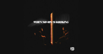 Siv - WHEN NO ONE'S LOOKING