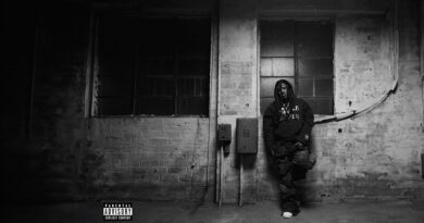 Mozzy - 4 A NECKLACE