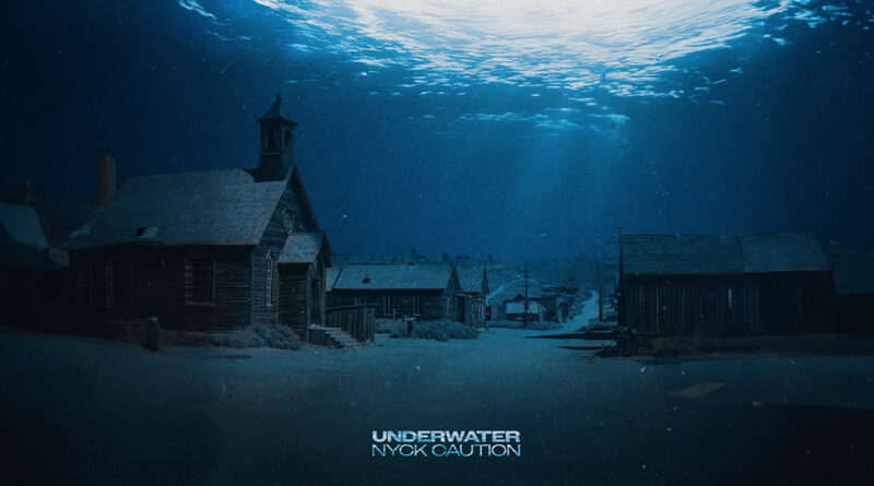 Nyck Caution - Underwater
