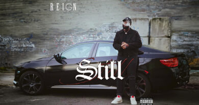 Reign - Still