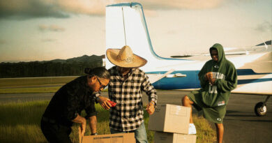 Kenny Muney - Papi's Home