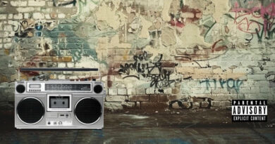 Runer & DJ Flippp - The Radio