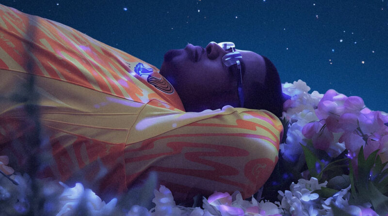 Smiley - Never Box Me In