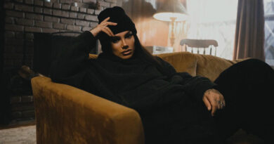 Snow Tha Product - She Wasnt Home