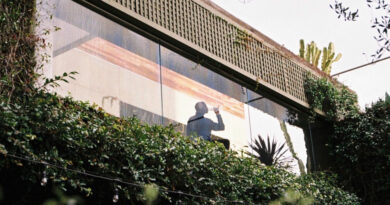 Aj Snow & Sledgren - Smellin' like Success