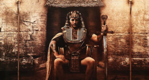 Army of the Pharaohs - Heavy Lies the Crown