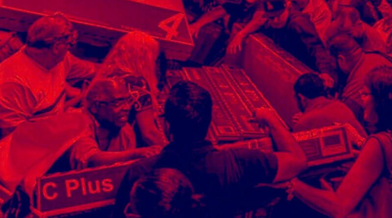 C Plus - Viernes Negro Quatro