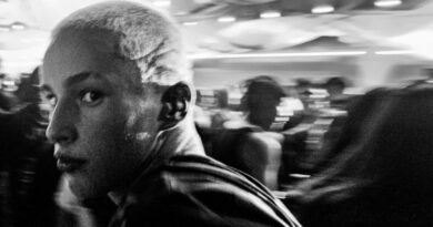 Fred again.. & BIA - ICEY..FEISTY