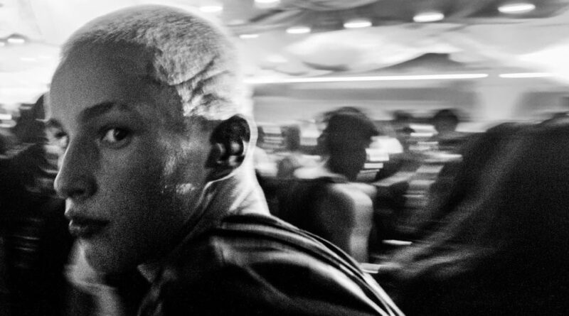 Fred again.. & BIA - ICEY..FEISTY