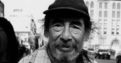 Neek Bucks & DJ Hot Murda - El Barrio 3