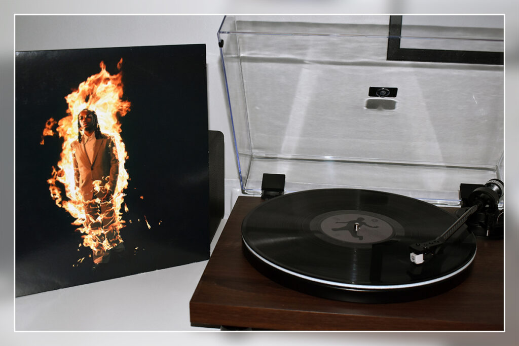 Vinyl_Metro Boomin – HEROES & VILLAINS