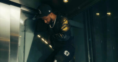 1TakeJay - Who Hurt You