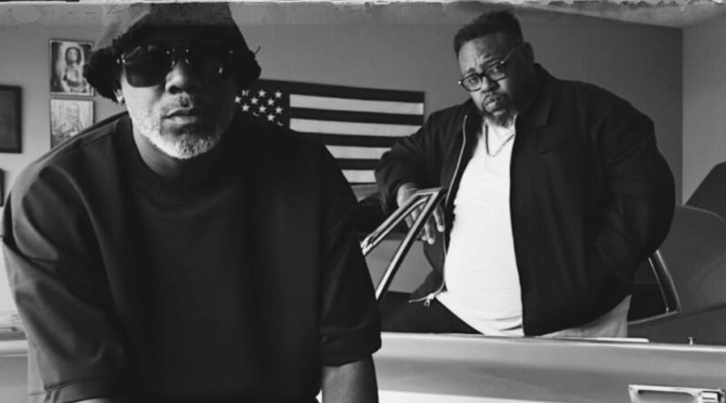 2 Player - WE N HERE