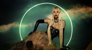 Iggy Azalea - Savior