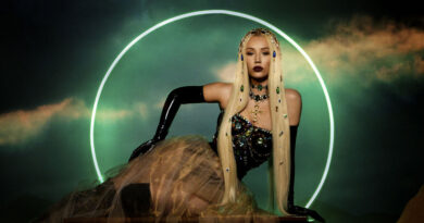 Iggy Azalea - Savior