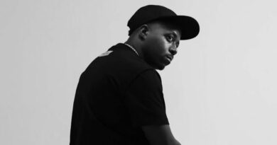 King Hendrick$ - Building Castles on Black Sand