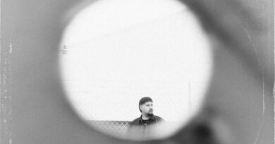 350 & 1995 - VI. BRING A LIGHT