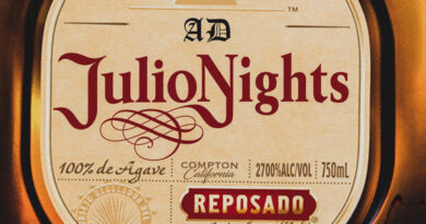 AD - Julio Nights