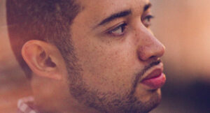 Essa - The Misadventures of a Middle Man (Deluxe)