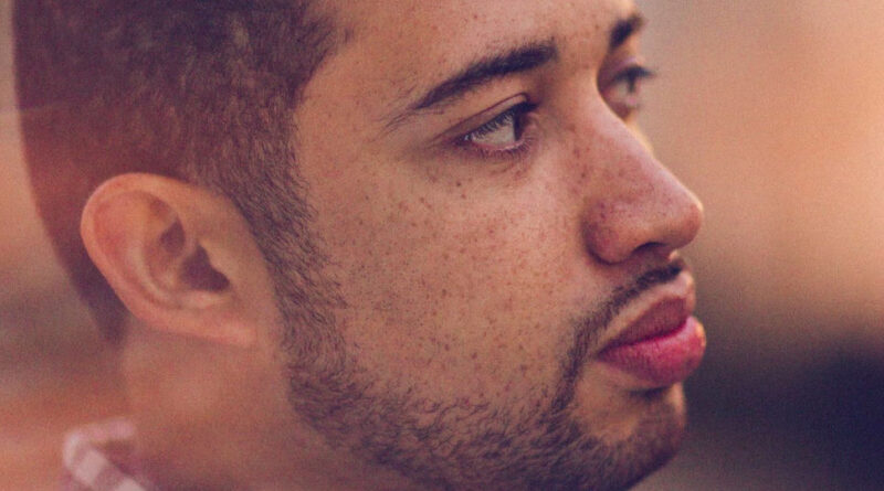 Essa - The Misadventures of a Middle Man (Deluxe)