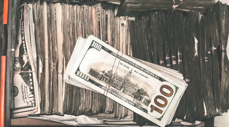 Johnny Cinco - Racks Up