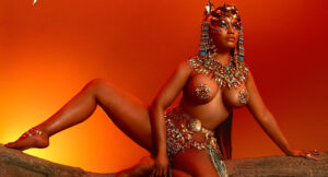 Nicki Minaj - Queen