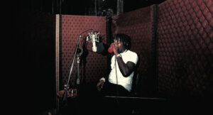 Nino Paid - Holding Me Back