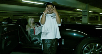 TrackMoney P - INTERNATIONAL PLAYERZ