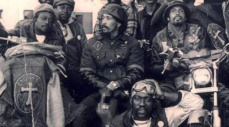 Cochise - NOBODY MOVE