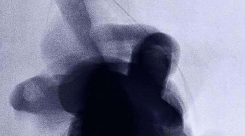 Romän Toyi & Mick Jenkins - VINYL(s)