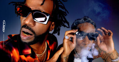 Juicy J & Wiz Khalifa - Stoner's Night
