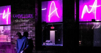 KamiVilleSide & DJ Holiday - 4AM In Cleveland