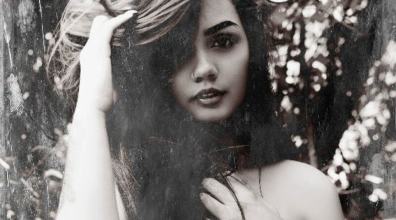 Raven Felix - Me