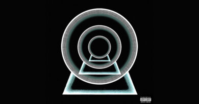 RUSS - SHAKE THE SNOW GLOBE