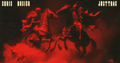 Chris Hosier & JustTrae - Dark Horse